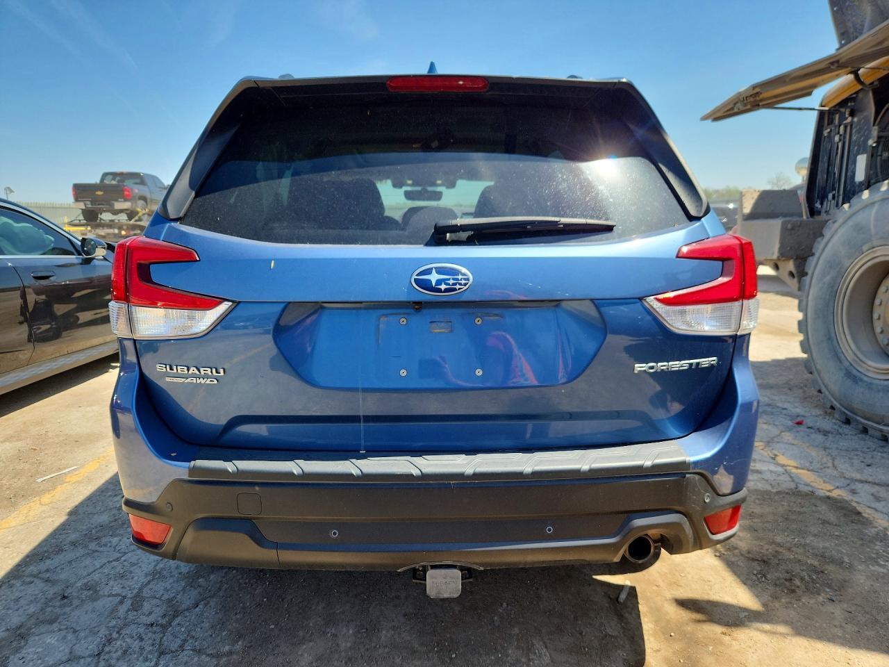 2021 SUBARU FORESTER