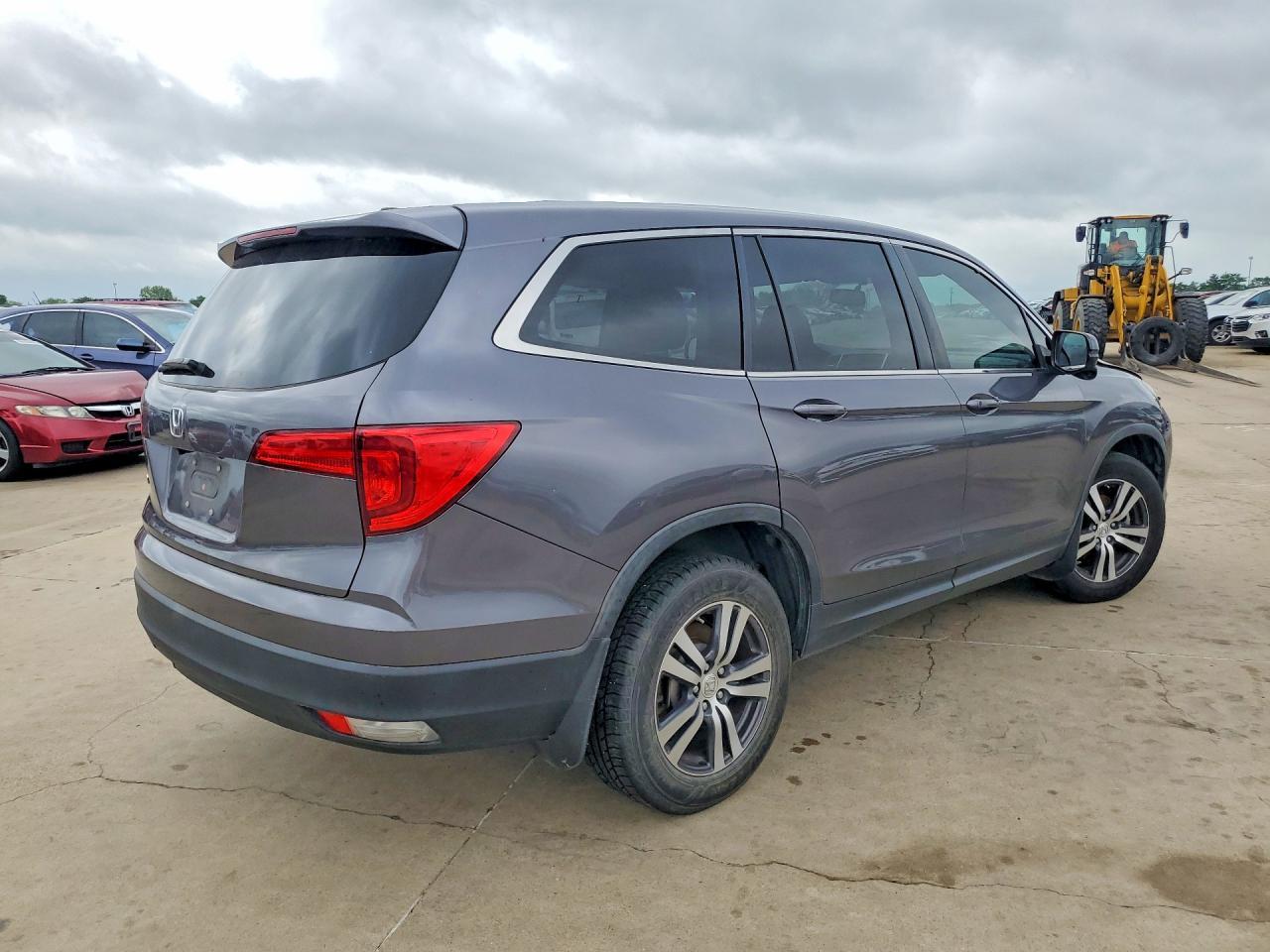2017 HONDA PILOT