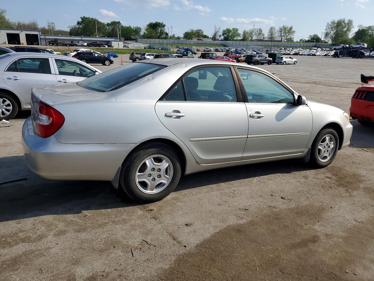 2002 TOYOTA CAMRY