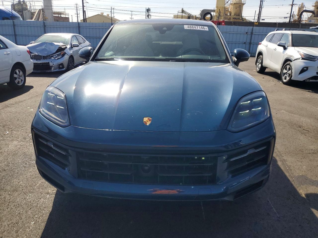 2024 PORSCHE CAYENNE