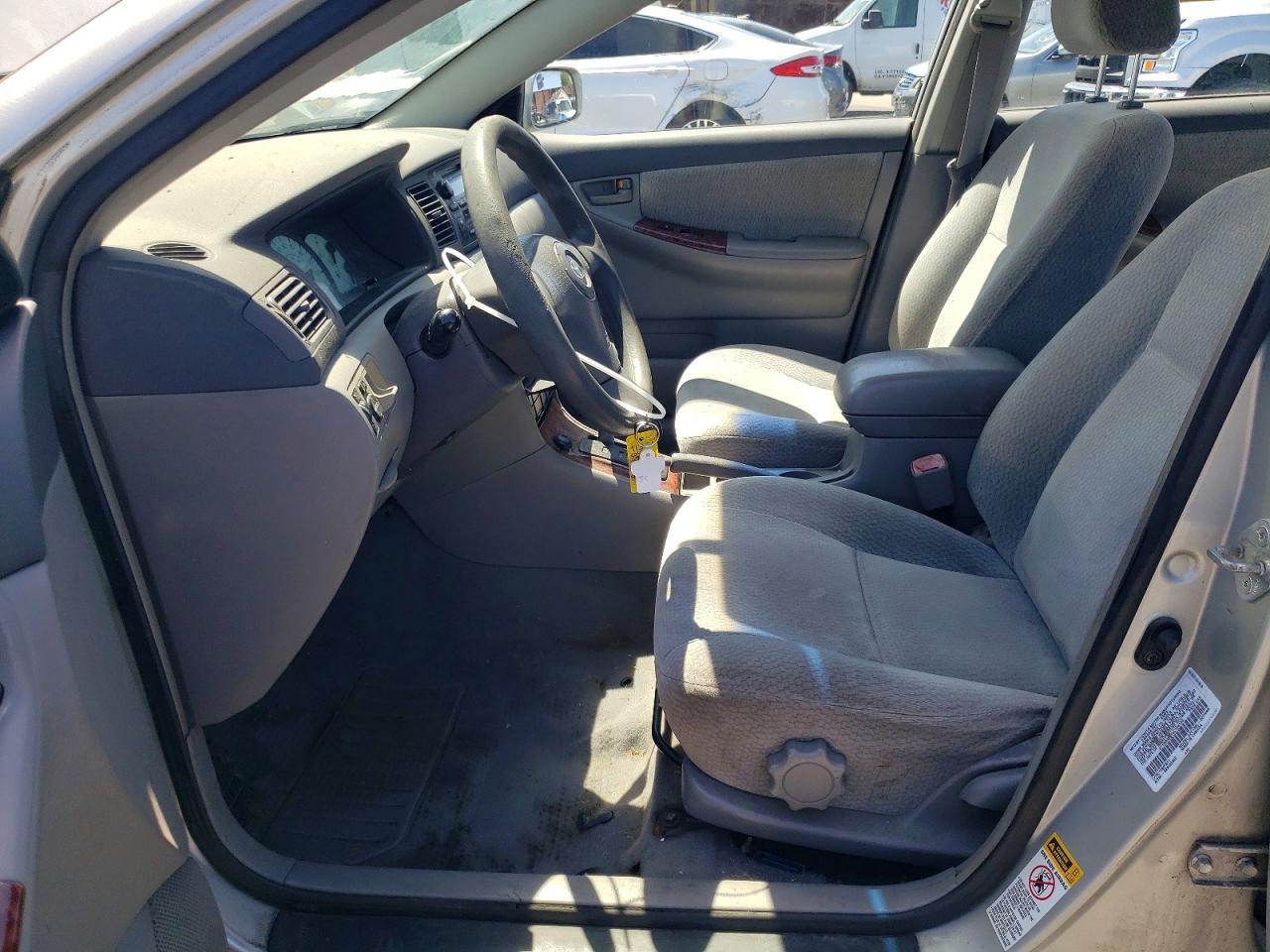 2004 TOYOTA COROLLA