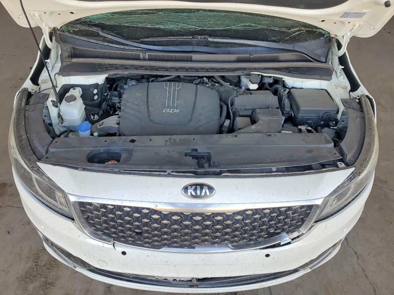 2016 KIA SEDONA