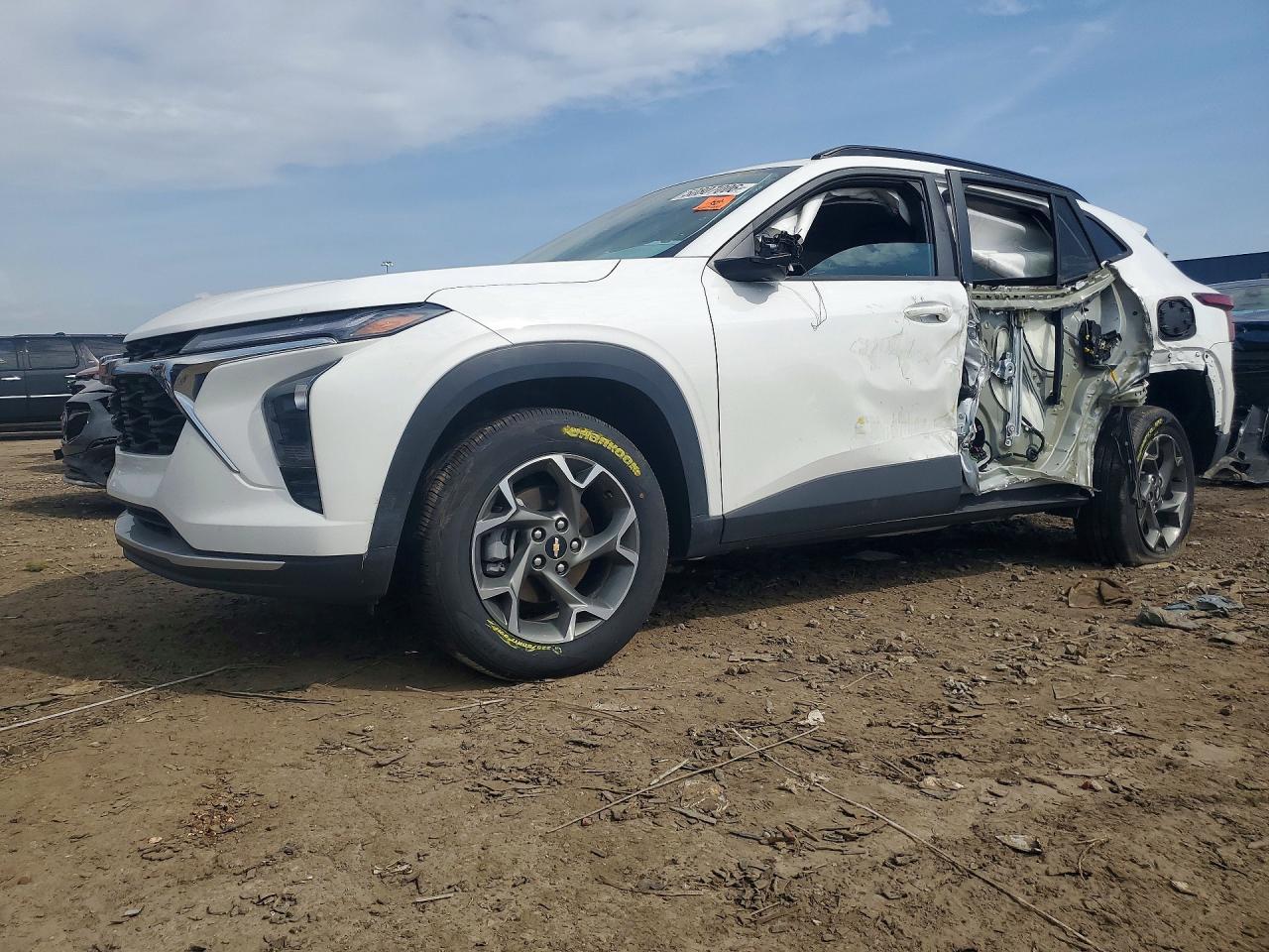 2025 CHEVROLET TRAX