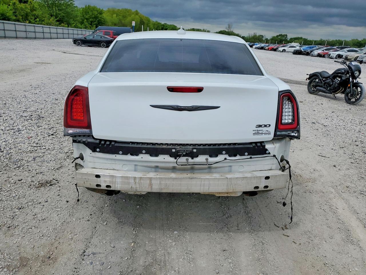 2022 CHRYSLER 300