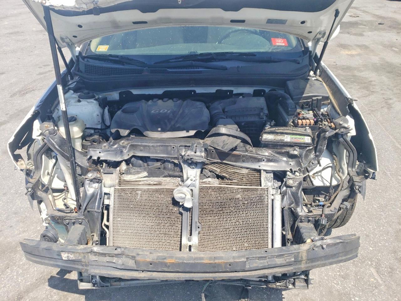2011 HYUNDAI SONATA