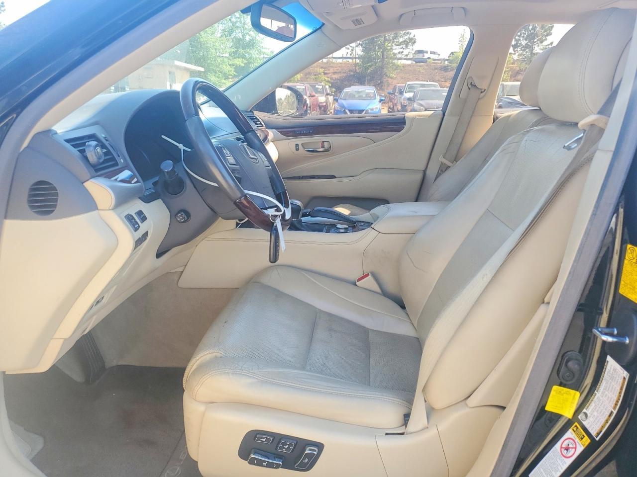 2015 LEXUS LS 460