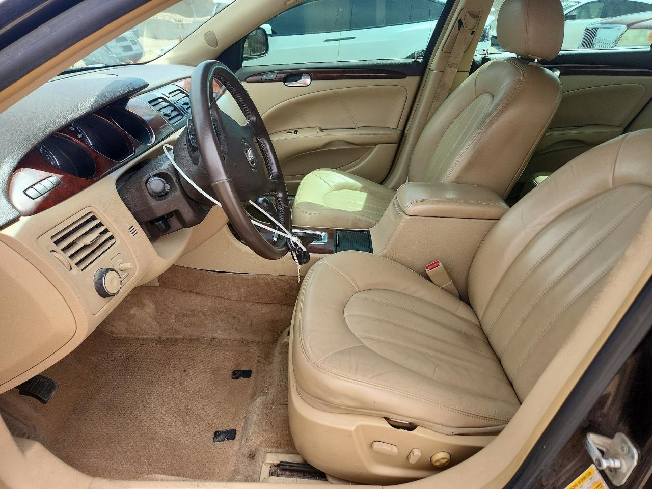 2008 BUICK Lucerne