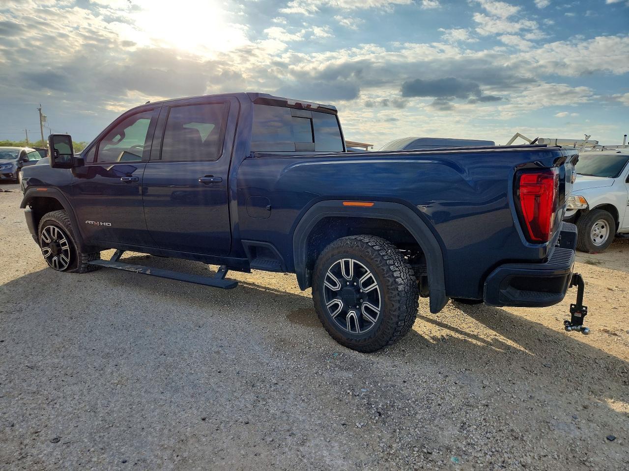 2020 GMC Sierra