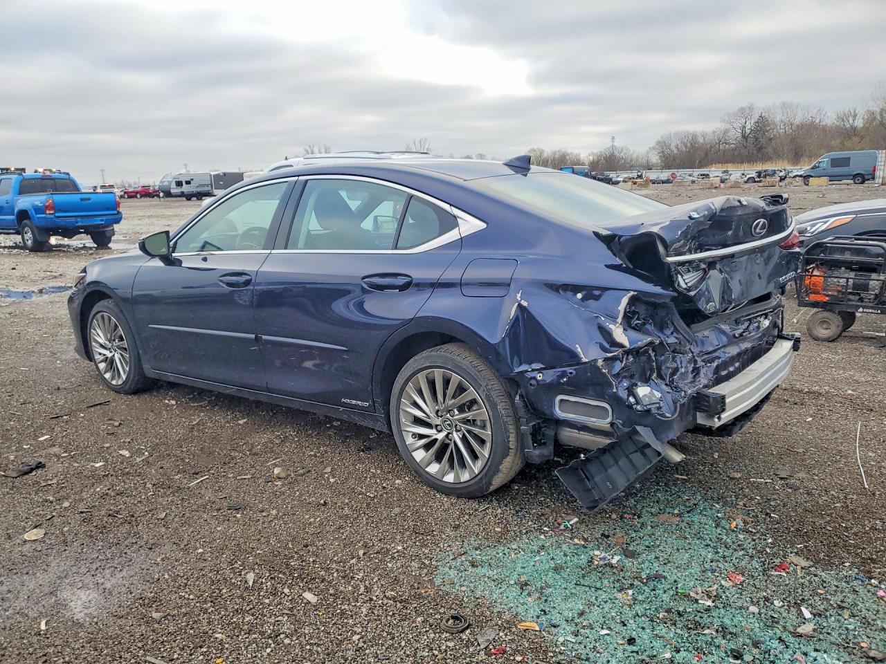 2022 LEXUS ES 300H