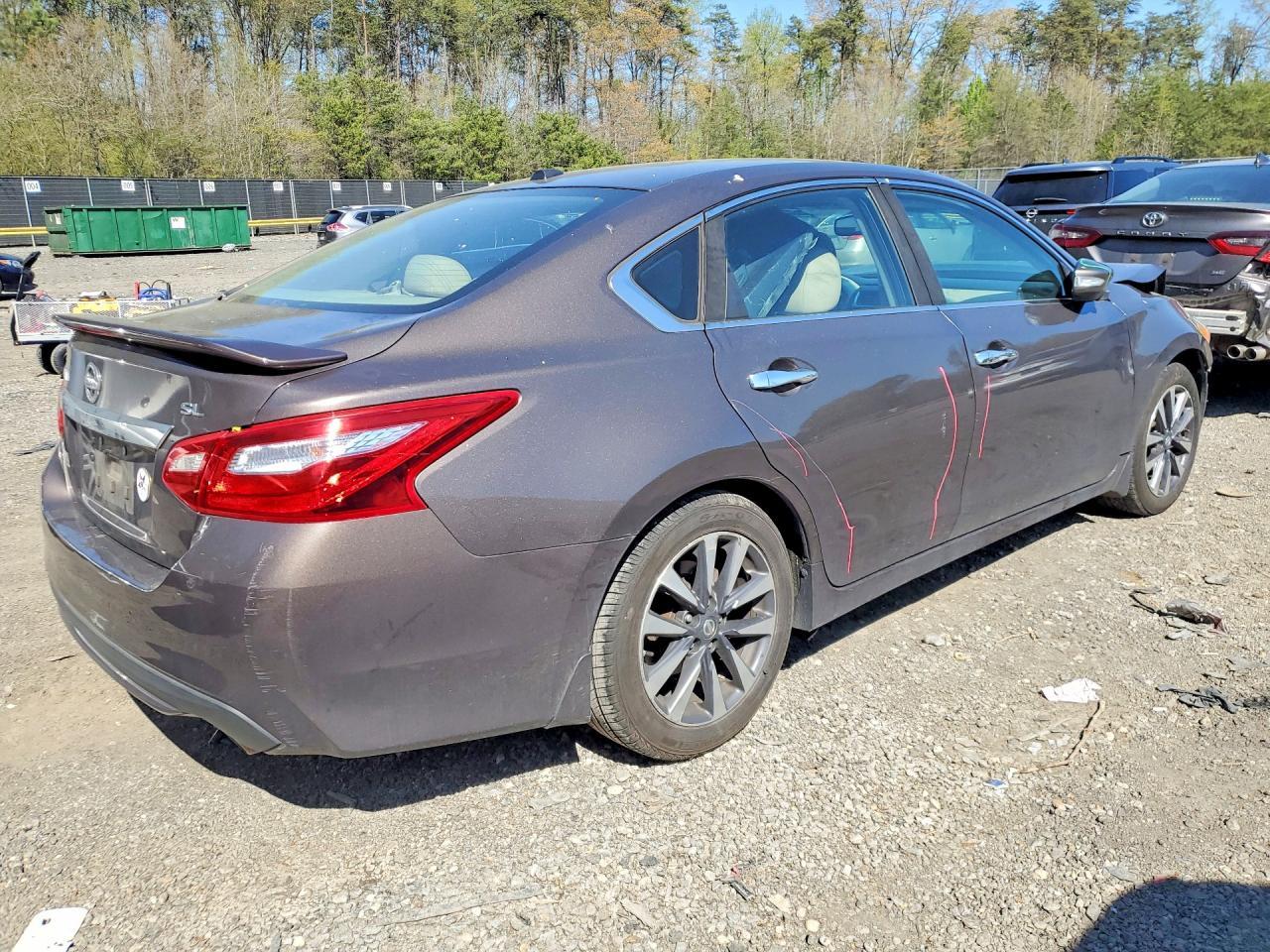 2016 NISSAN ALTIMA