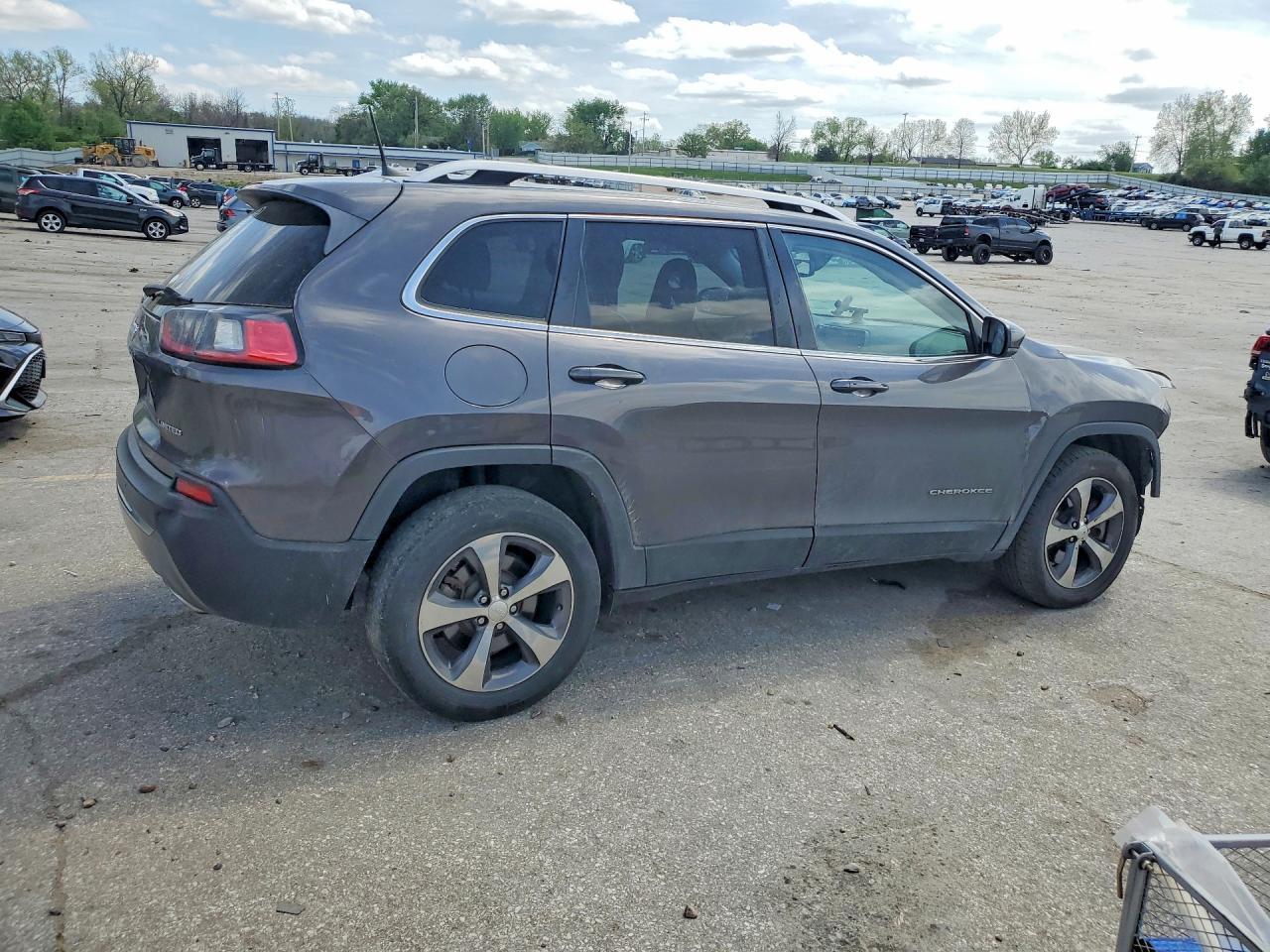 2019 JEEP CHEROKEE