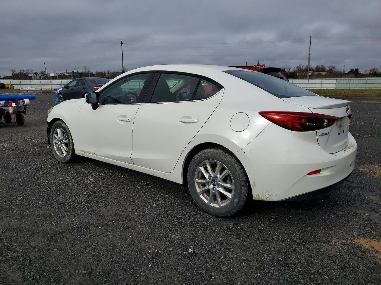 2014 MAZDA 3