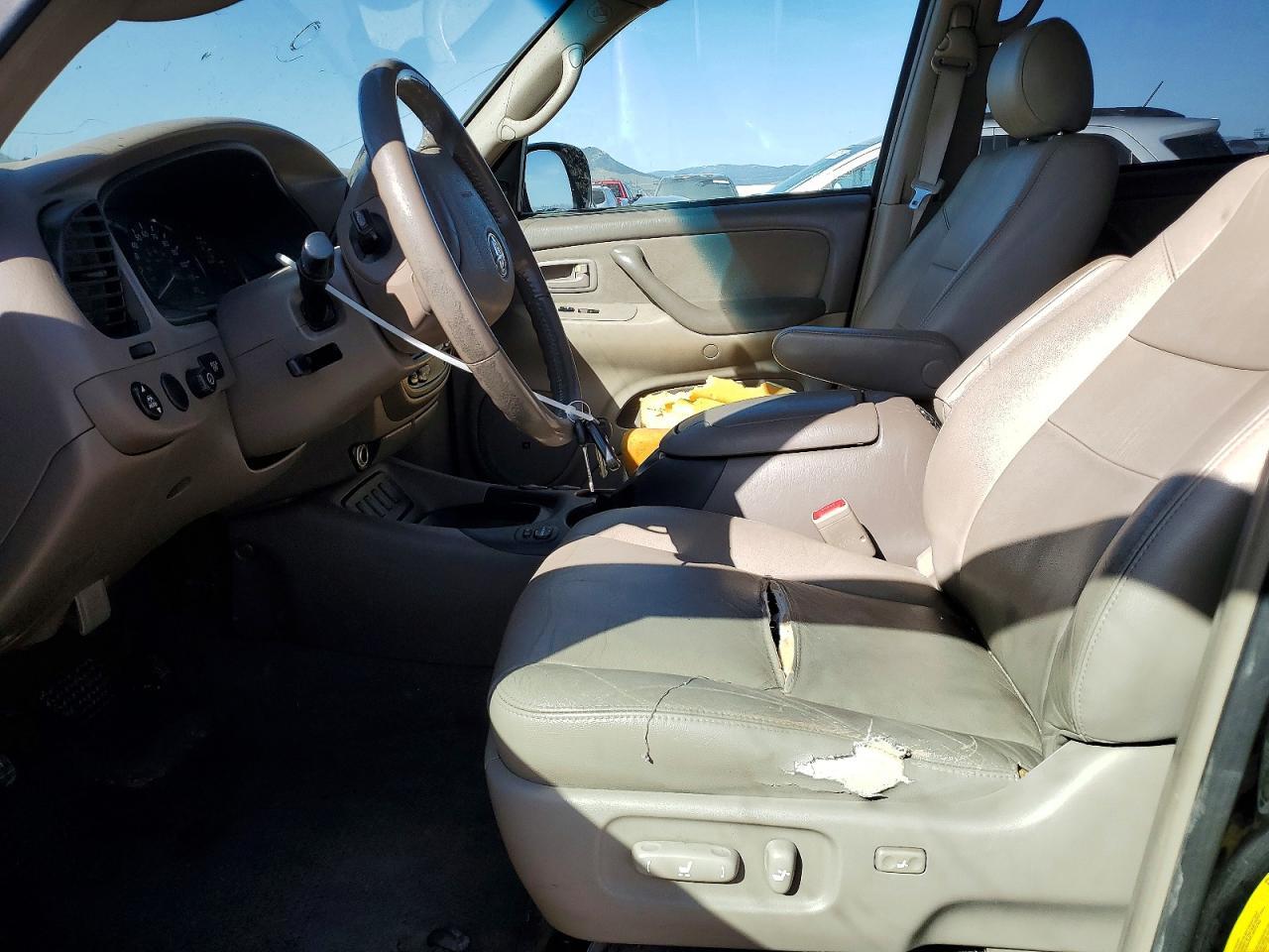 2006 TOYOTA Sequoia