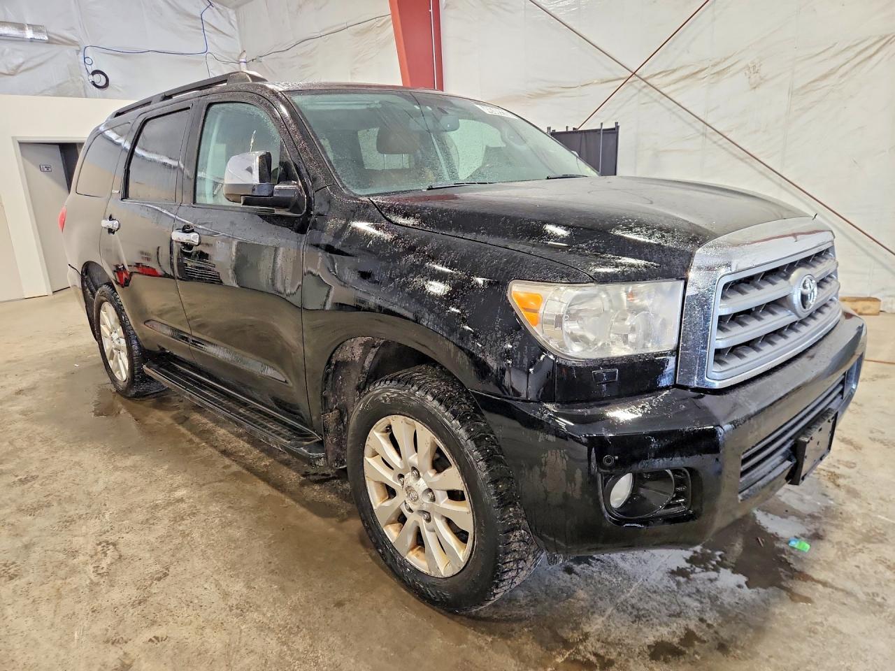 2011 TOYOTA Sequoia