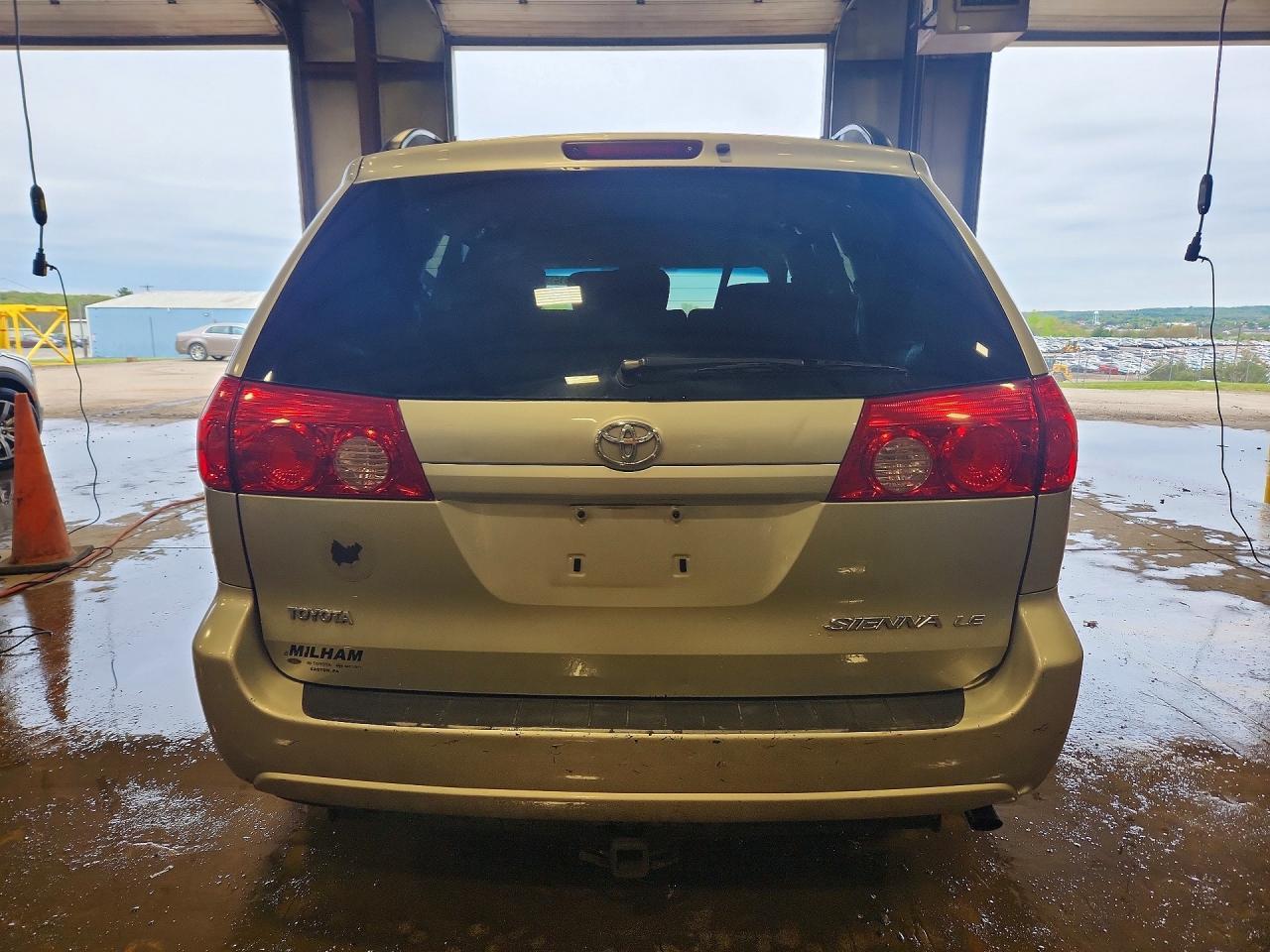 2006 TOYOTA SIENNA