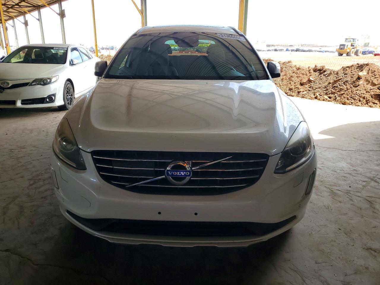 2015 VOLVO XC60