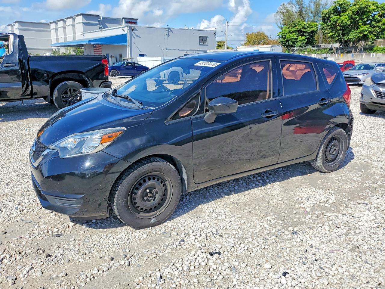 2017 NISSAN Versa Note