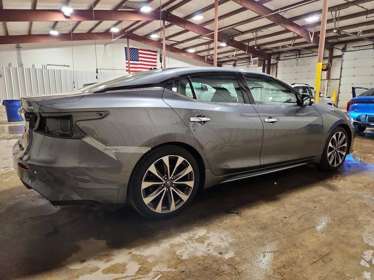 2019 NISSAN Maxima