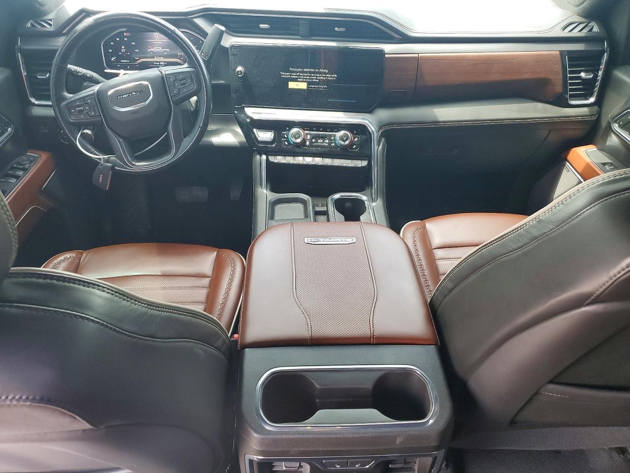 2024 GMC Sierra