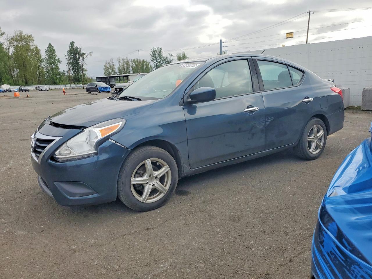 2017 NISSAN VERSA