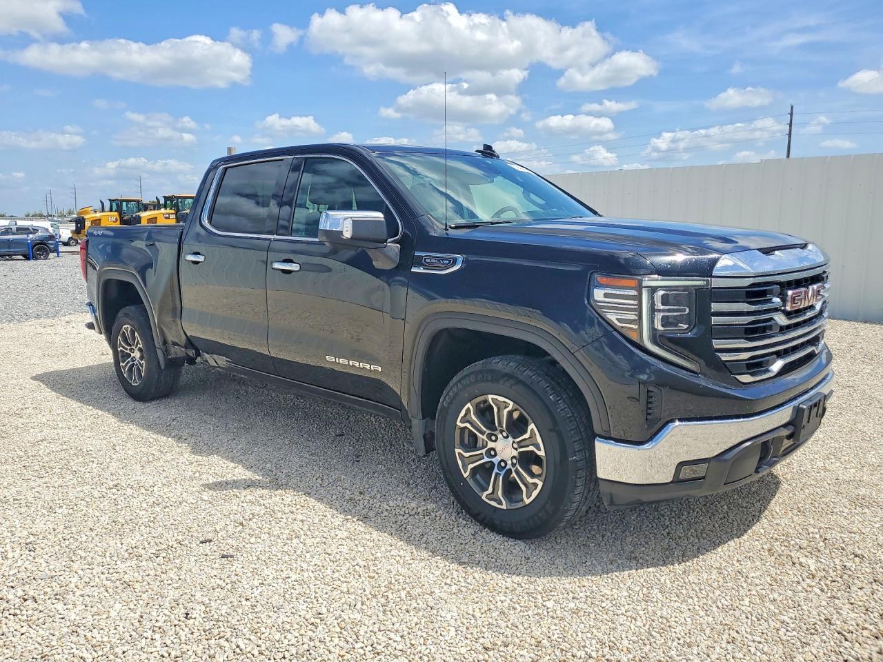 2025 GMC Sierra