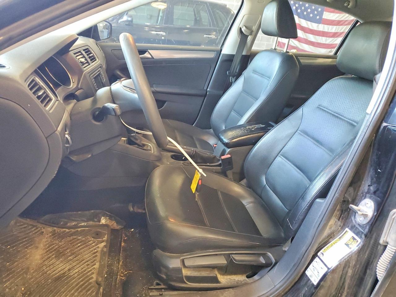 2018 VOLKSWAGEN JETTA