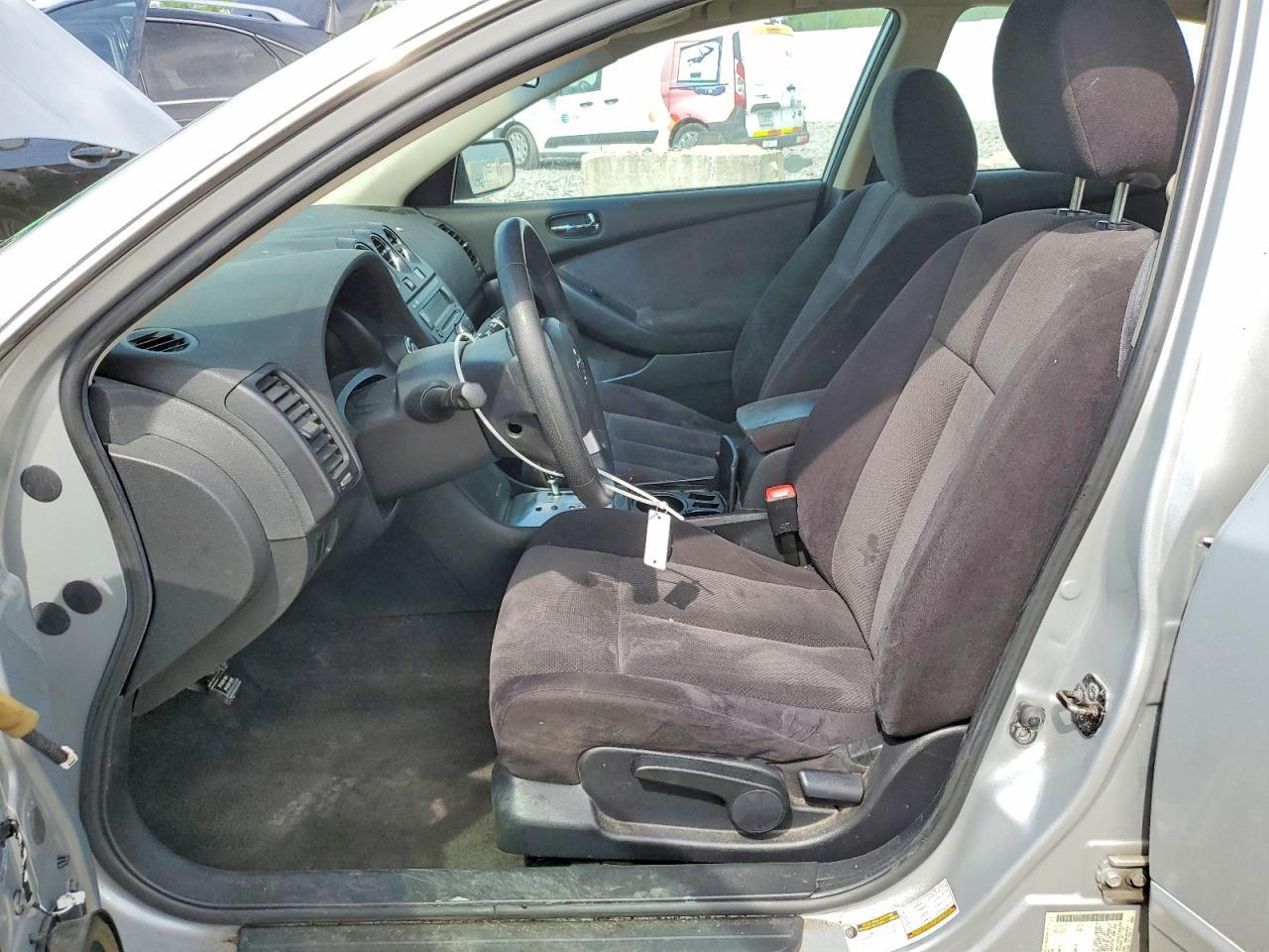 2009 NISSAN ALTIMA