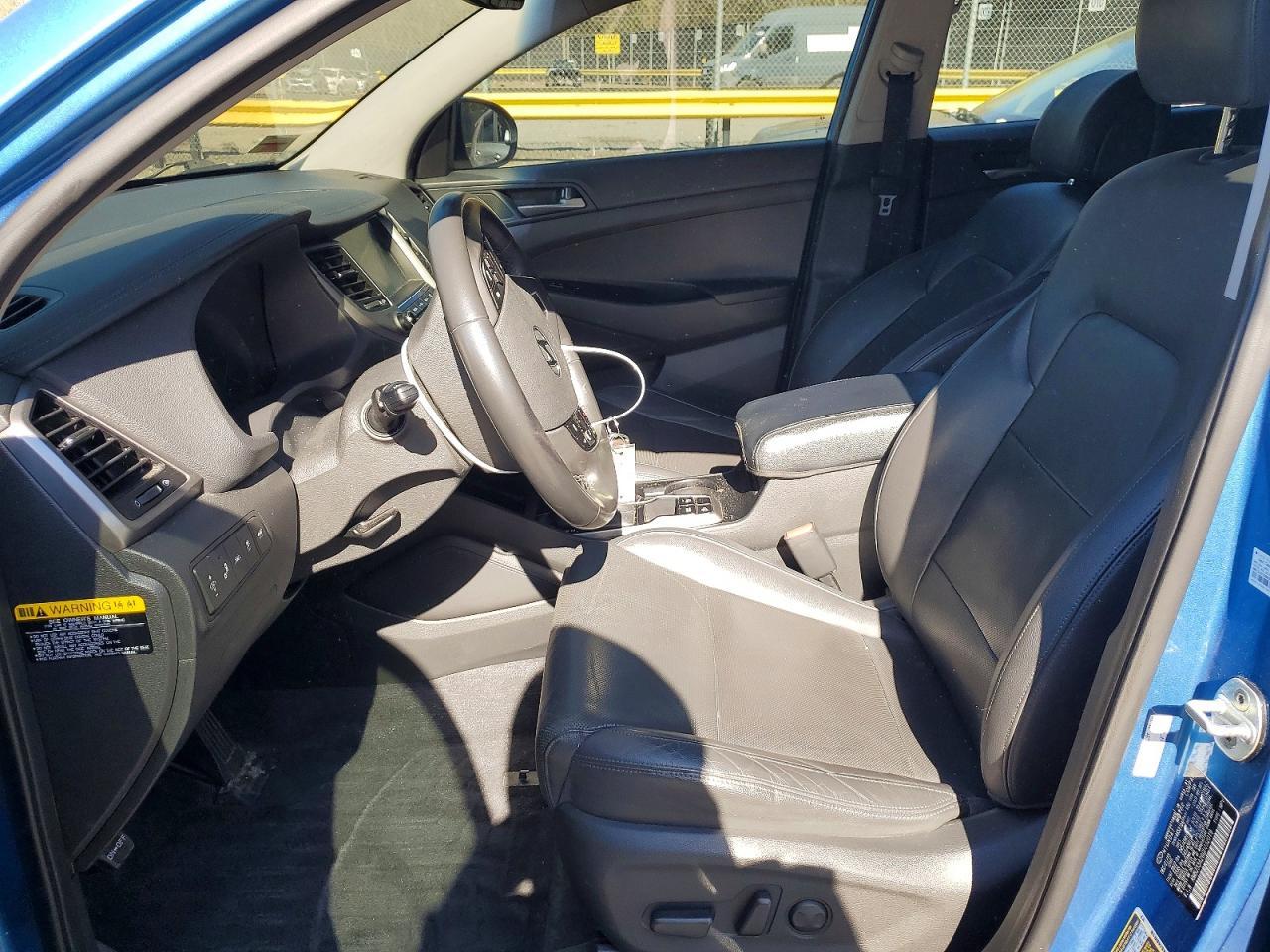 2016 HYUNDAI TUCSON