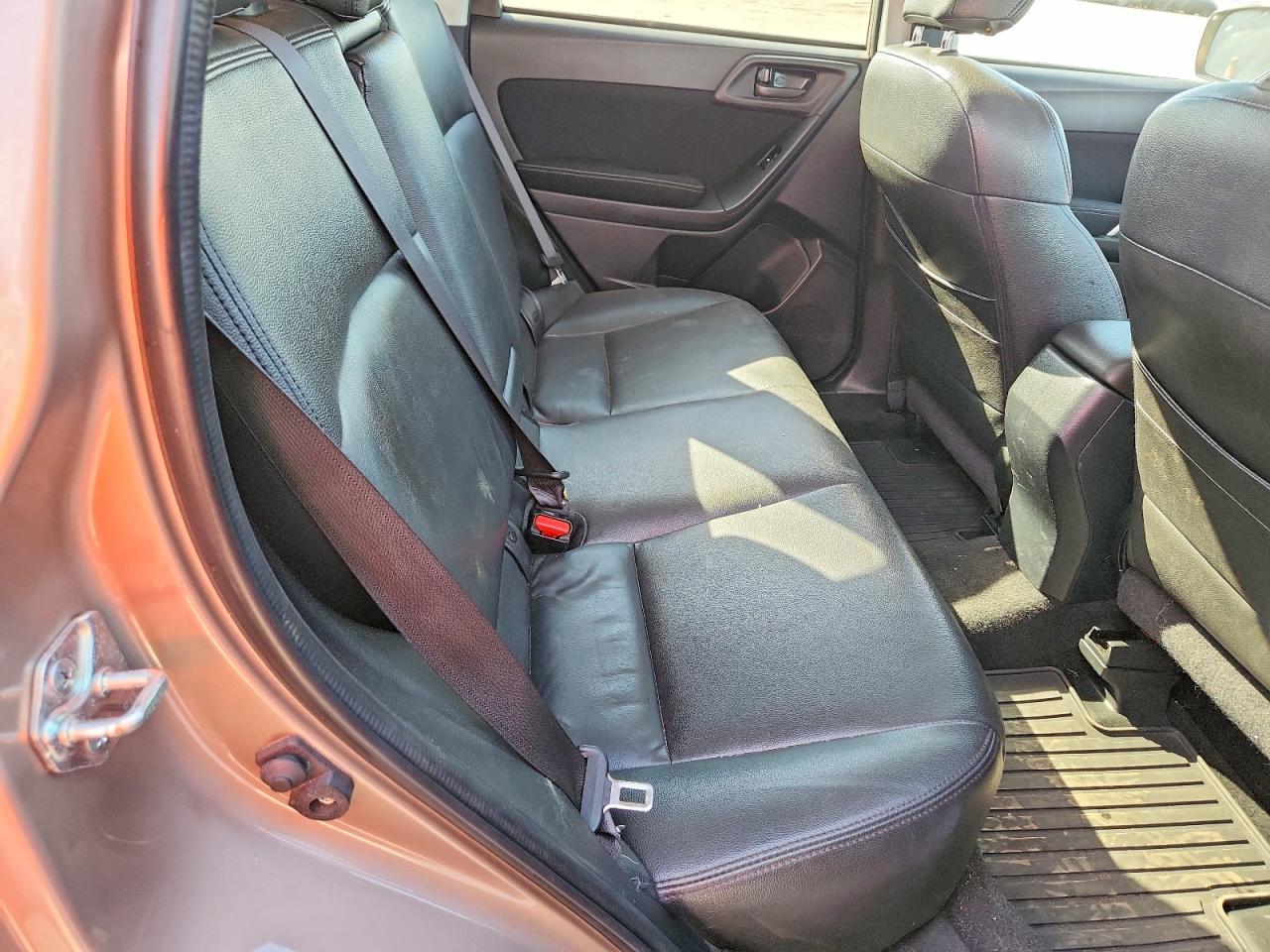 2015 SUBARU FORESTER