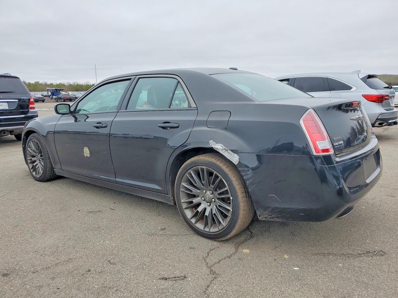 2013 CHRYSLER 300