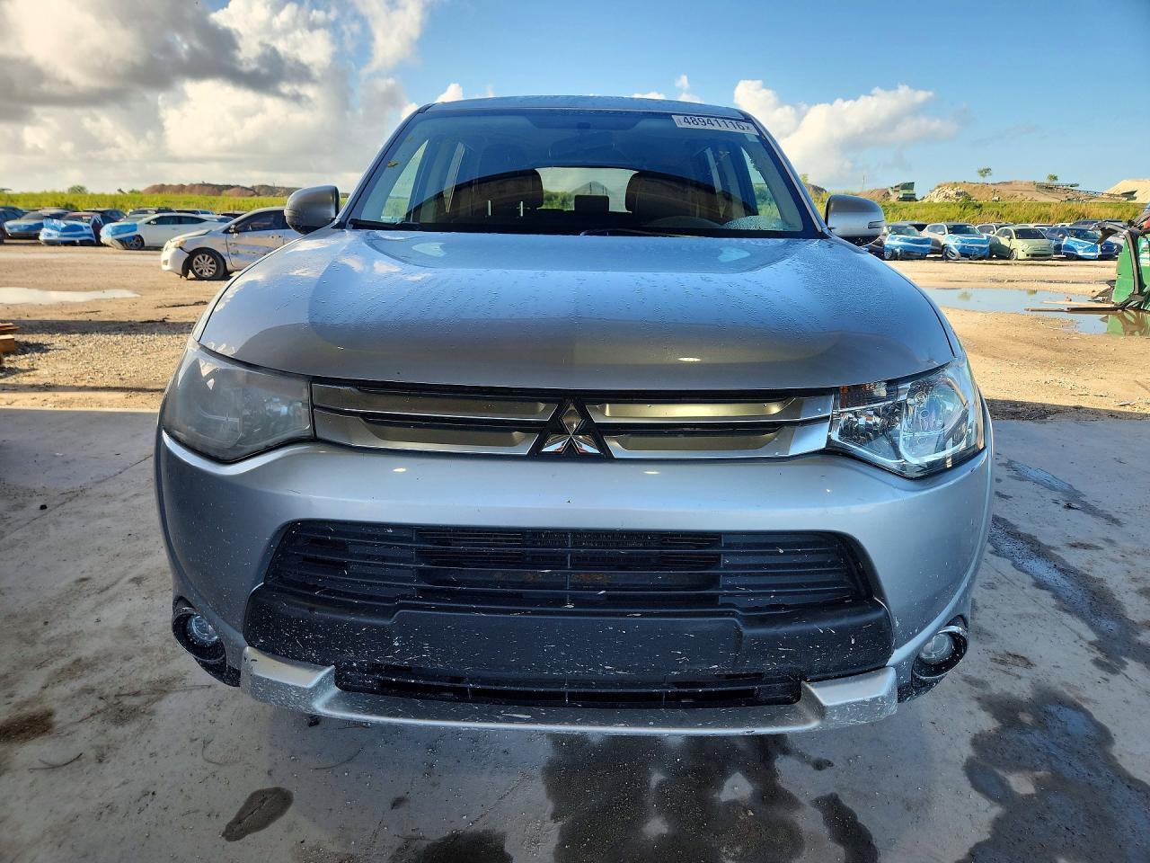 2015 MITSUBISHI outlander