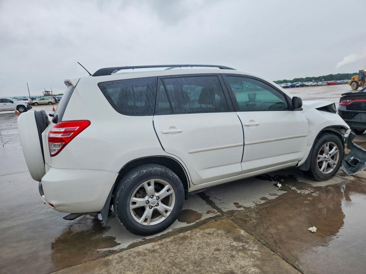 2011 TOYOTA RAV4