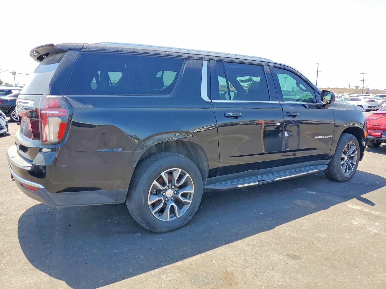 2022 CHEVROLET Suburban