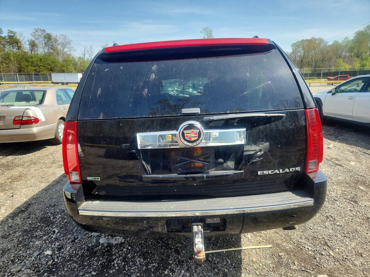 2011 CADILLAC Escalade ESV