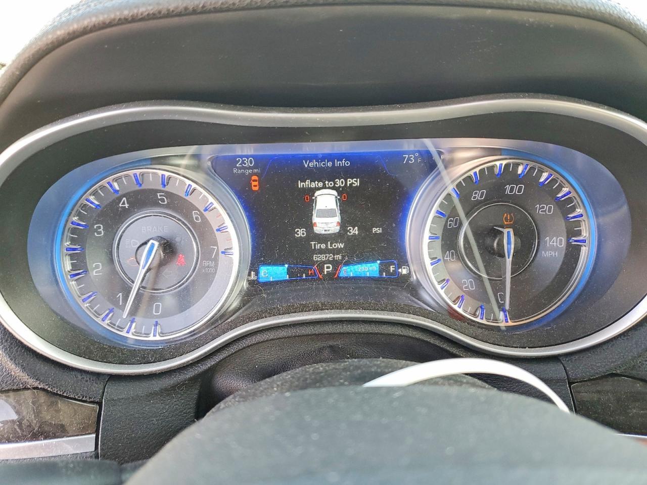 2016 CHRYSLER 300