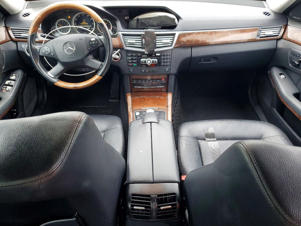 2013 MERCEDES-BENZ E-Class