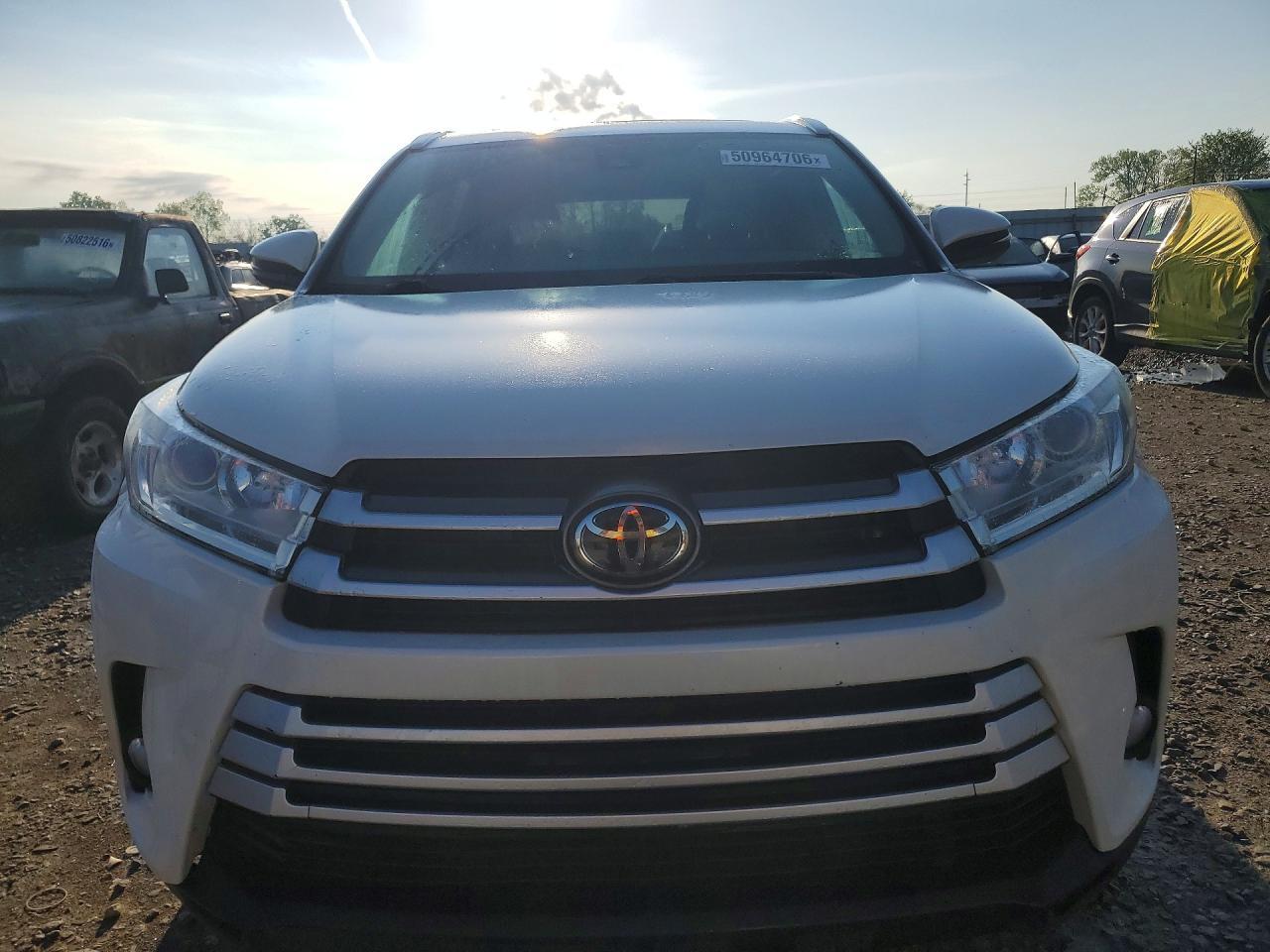 2019 TOYOTA HIGHLANDER