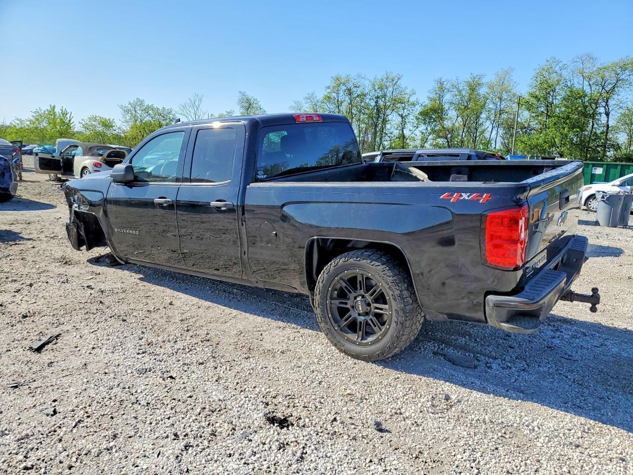 2018 CHEVROLET Silverado