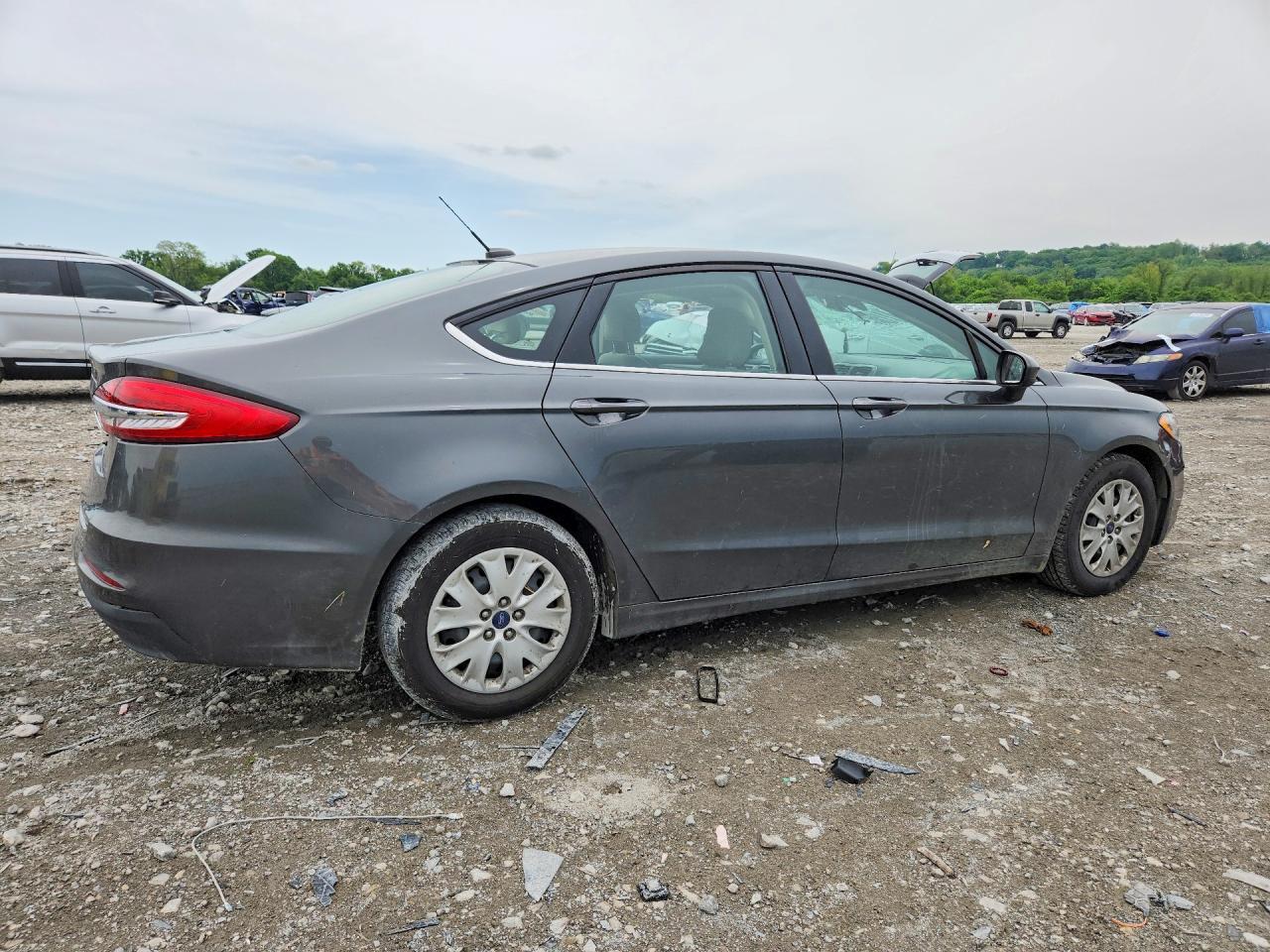 2019 FORD FUSION