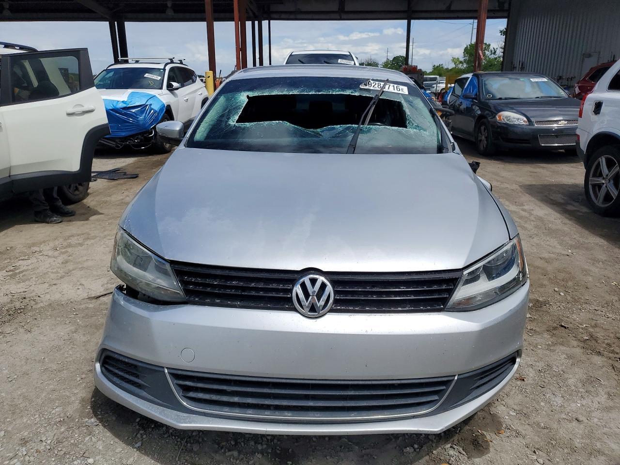 2013 VOLKSWAGEN JETTA