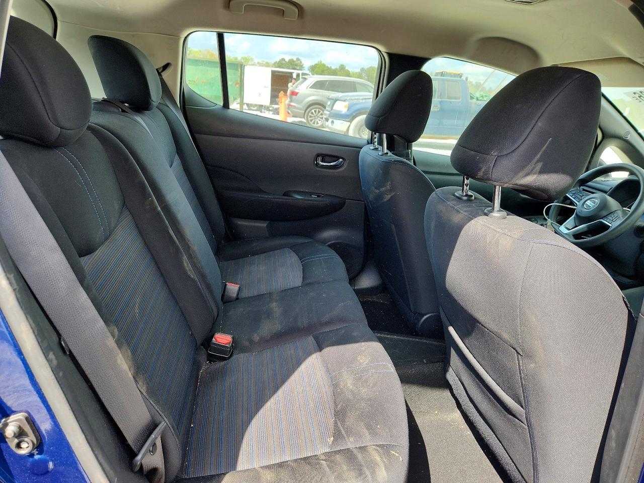 2018 NISSAN LEAF