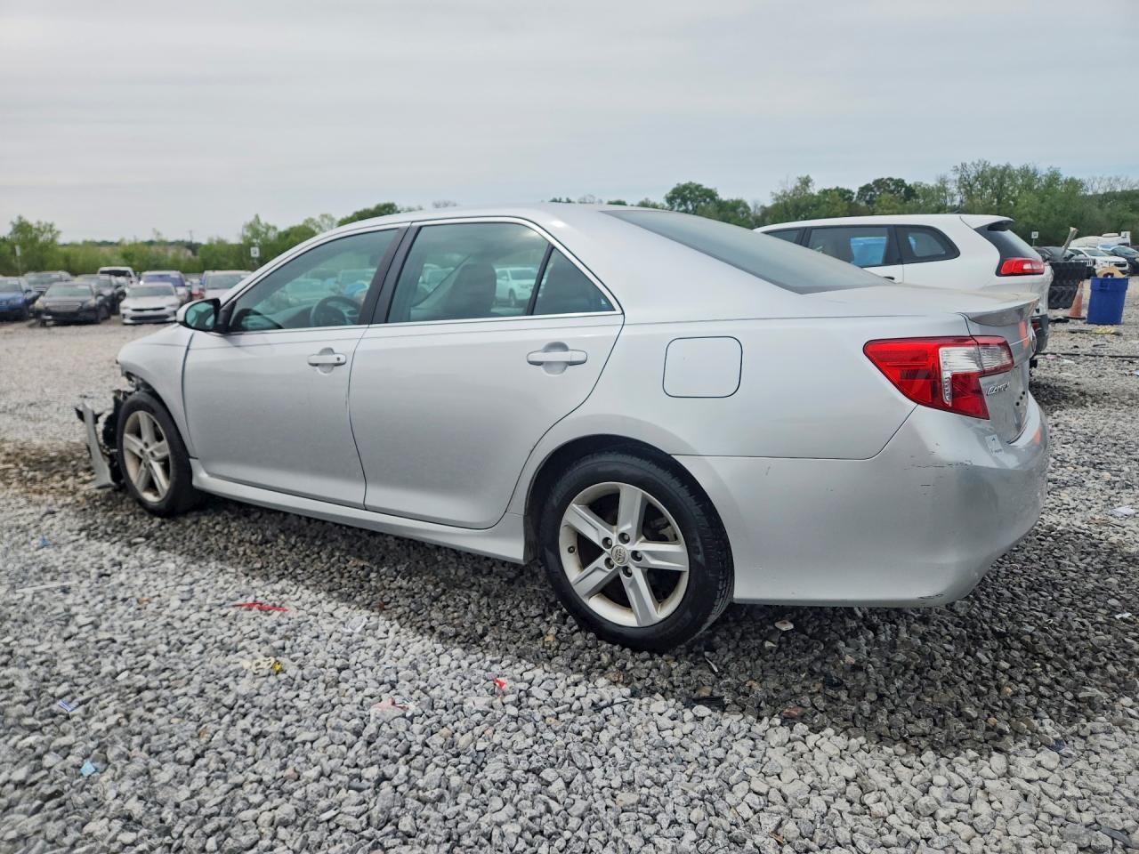 2014 TOYOTA CAMRY