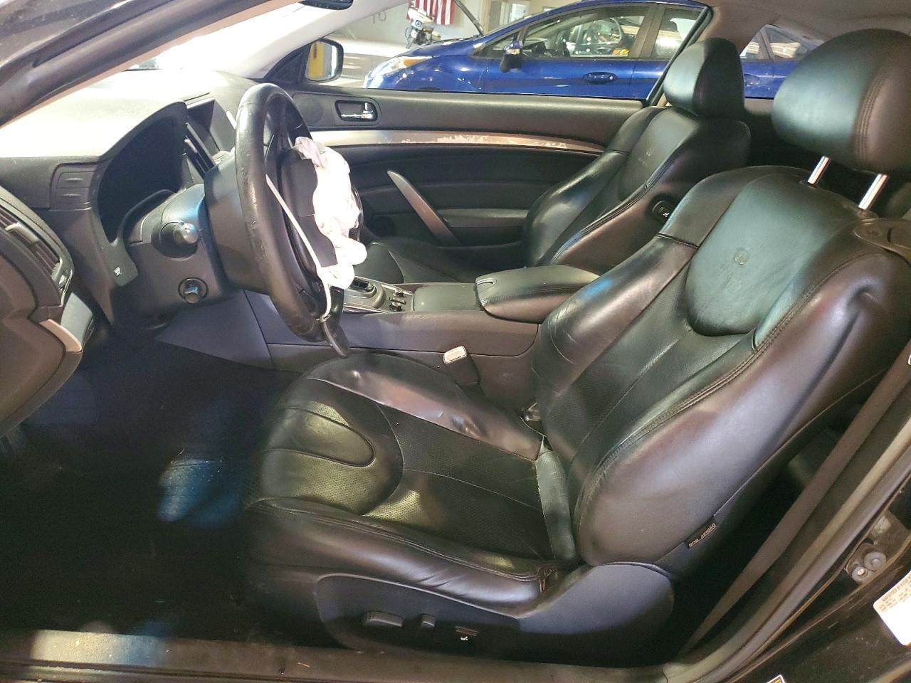 2010 INFINITI G37