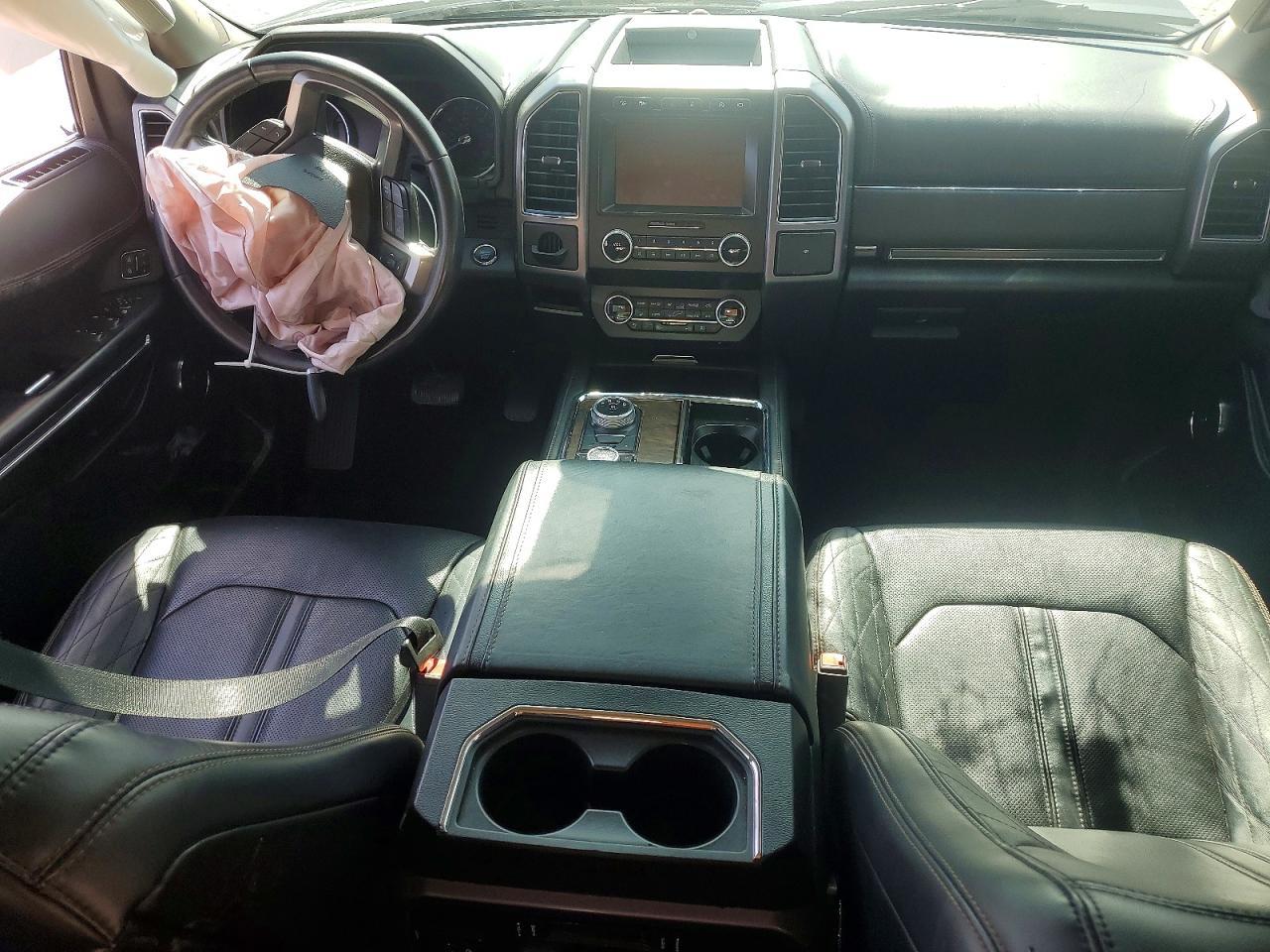 2021 FORD Expedition