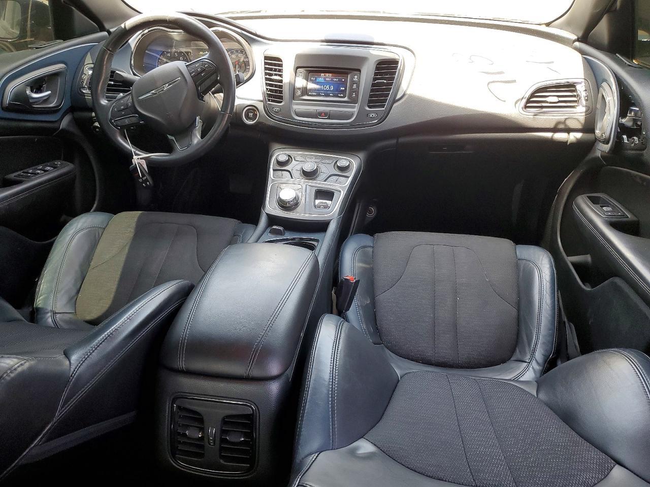 2015 CHRYSLER 200