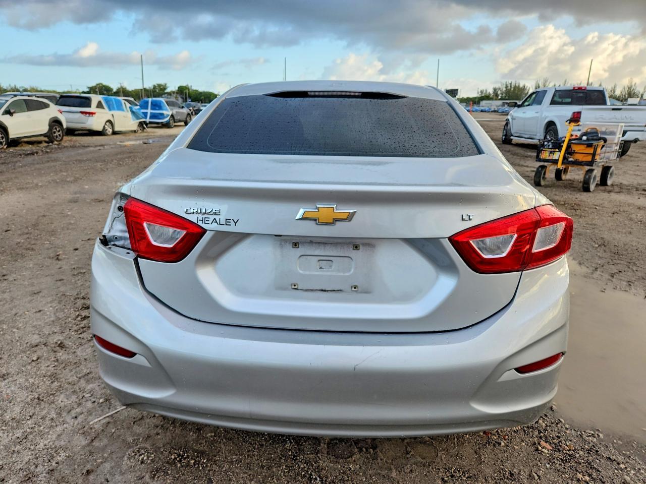 2017 CHEVROLET CRUZE