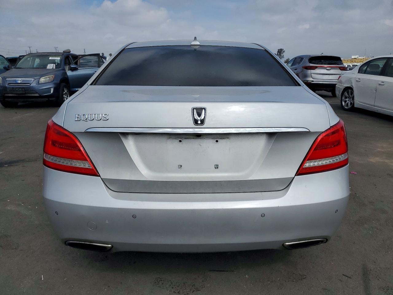 2015 HYUNDAI Equus