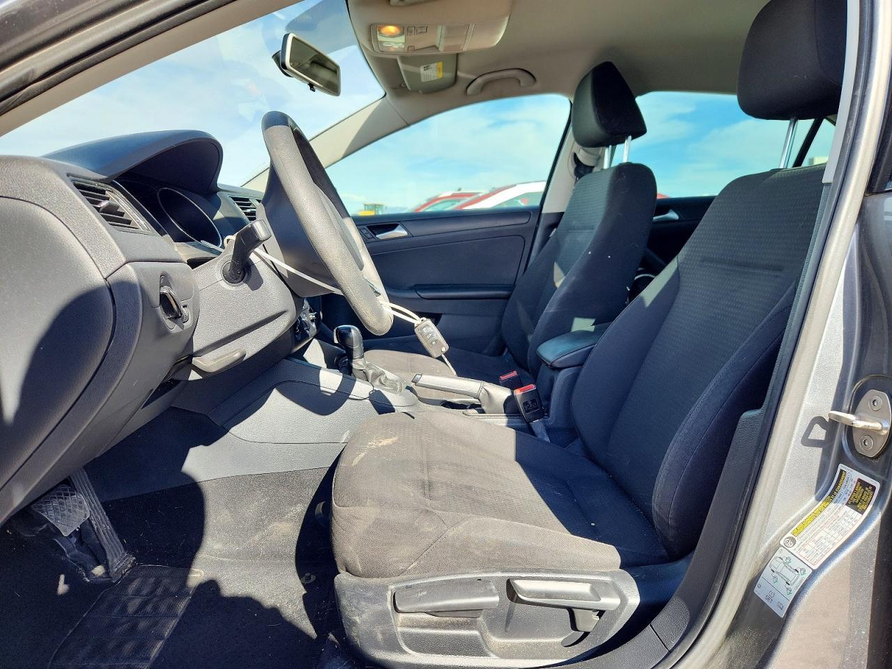 2016 VOLKSWAGEN JETTA