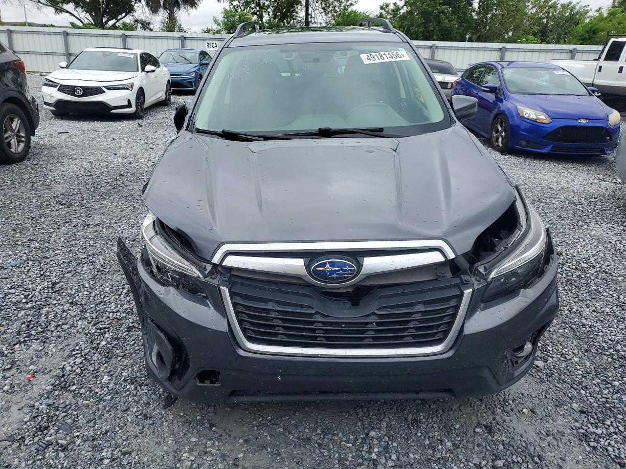 2021 SUBARU FORESTER