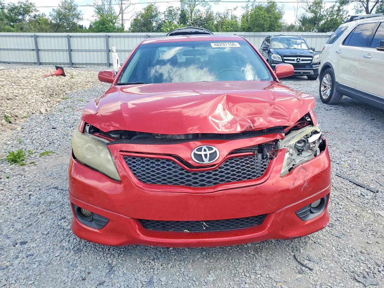 2011 TOYOTA CAMRY